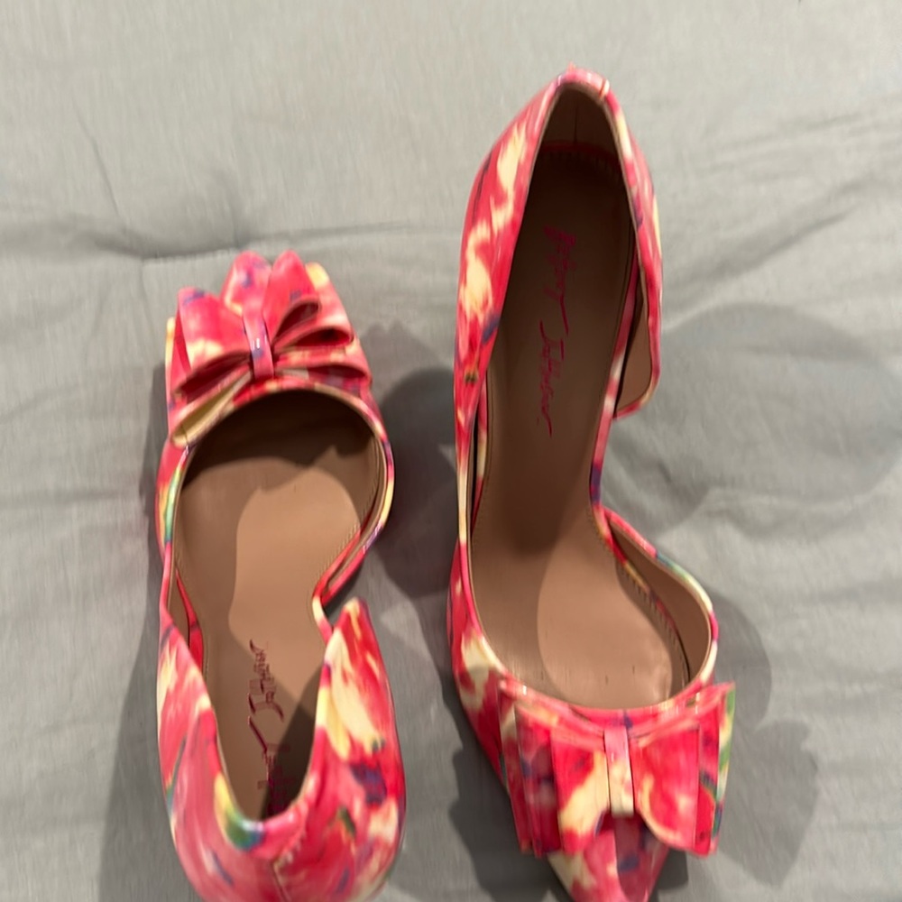 Multi-colored high heeled Betsey Johnson shoes. Size 9.5.